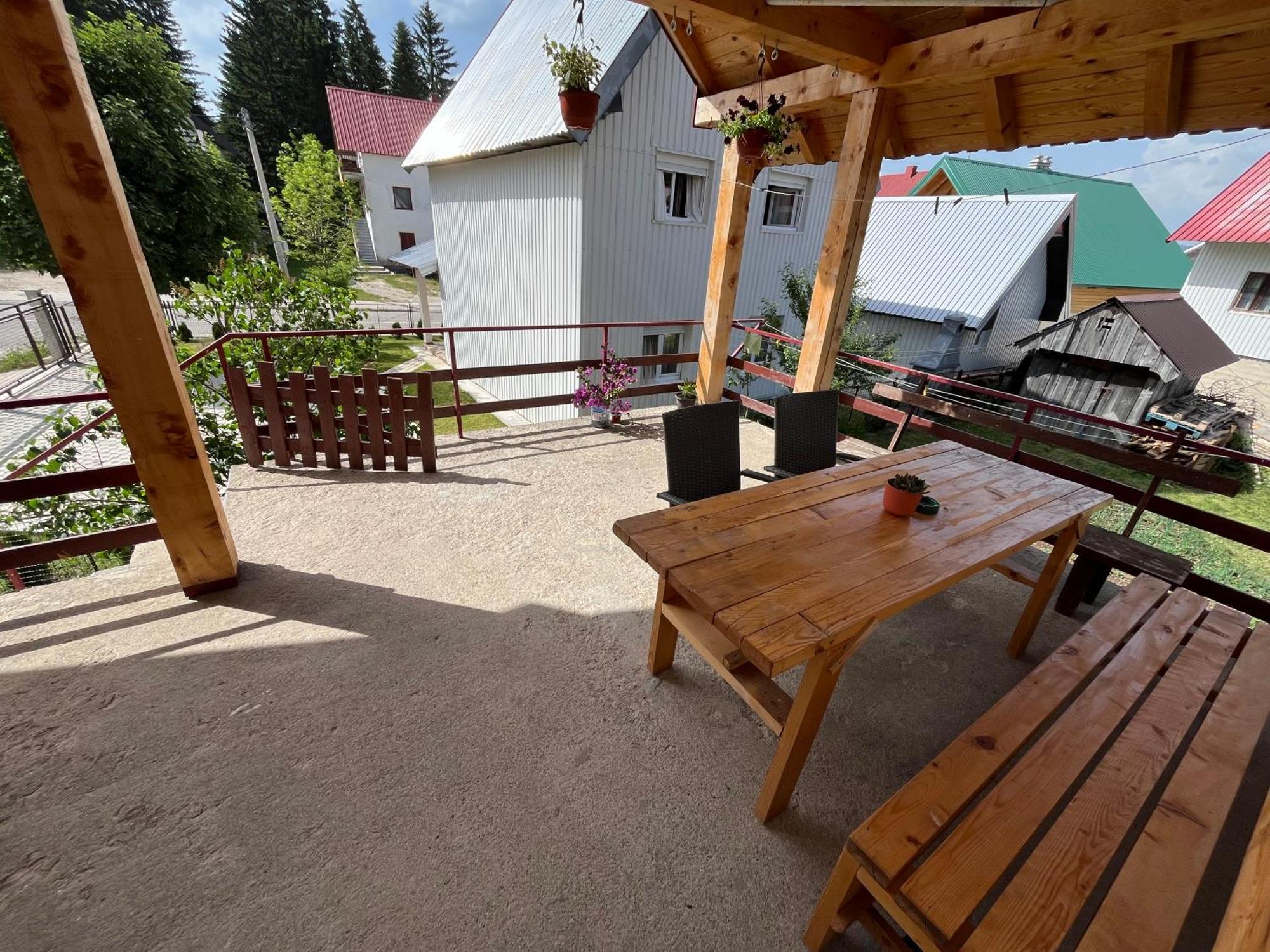 Apartment Phillip Rooms Zabljak  Bagian luar foto